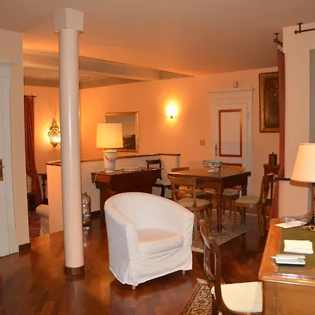 7 Chiese Apartment *
